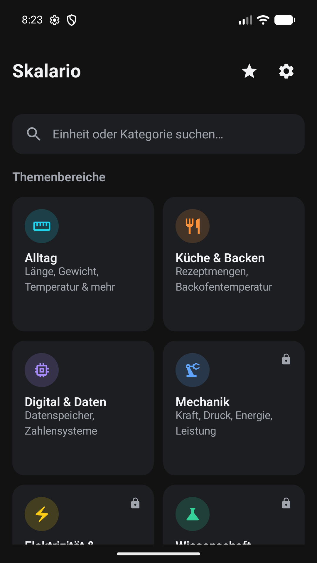 Skalario Home mit Themenbereichen und Favoriten